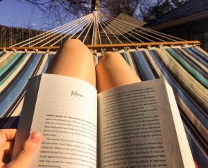 001-hammock-reading